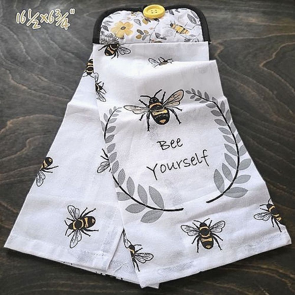 NWOT Bumblebee hanging tea towel